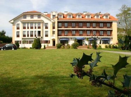 Apartamentos Club Condal Комильяс Экстерьер фото