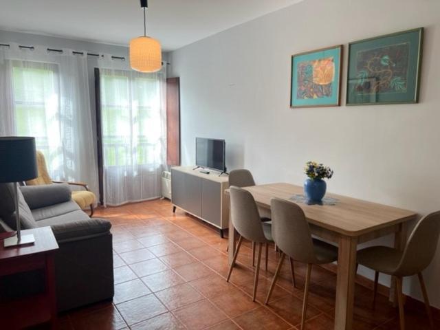 Apartamentos Club Condal Комильяс Экстерьер фото