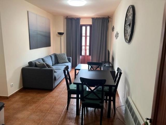 Apartamentos Club Condal Комильяс Экстерьер фото