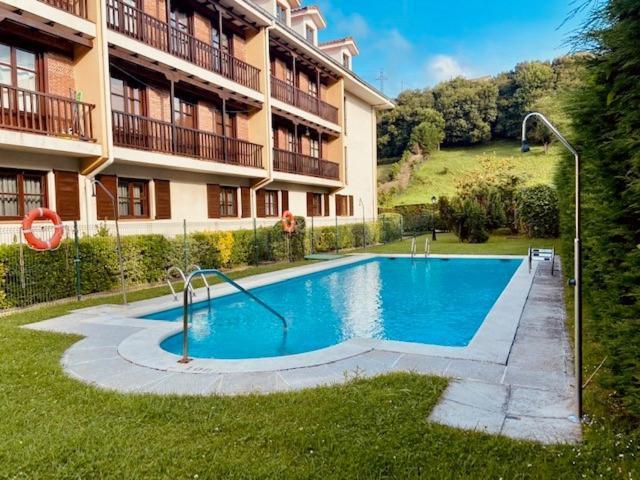 Apartamentos Club Condal Комильяс Экстерьер фото