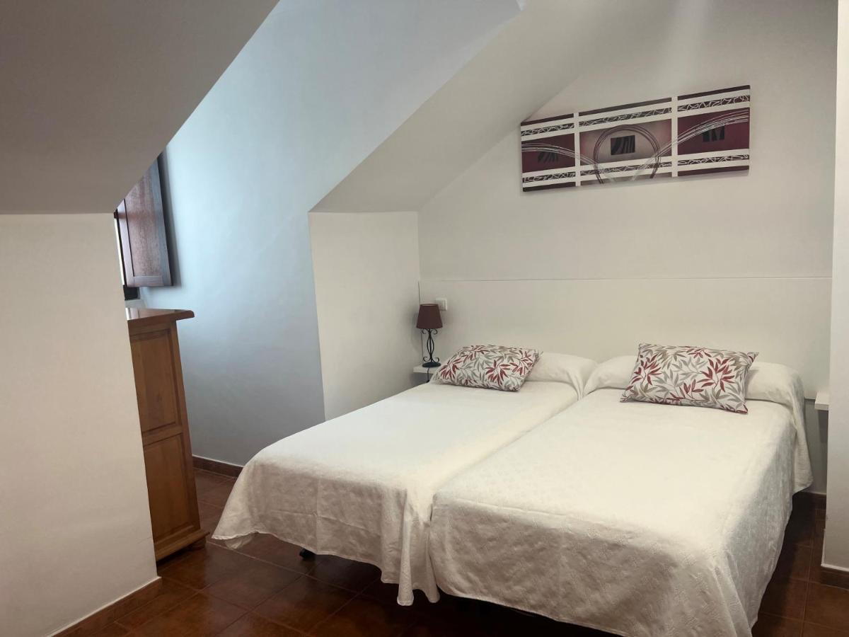 Apartamentos Club Condal Комильяс Экстерьер фото